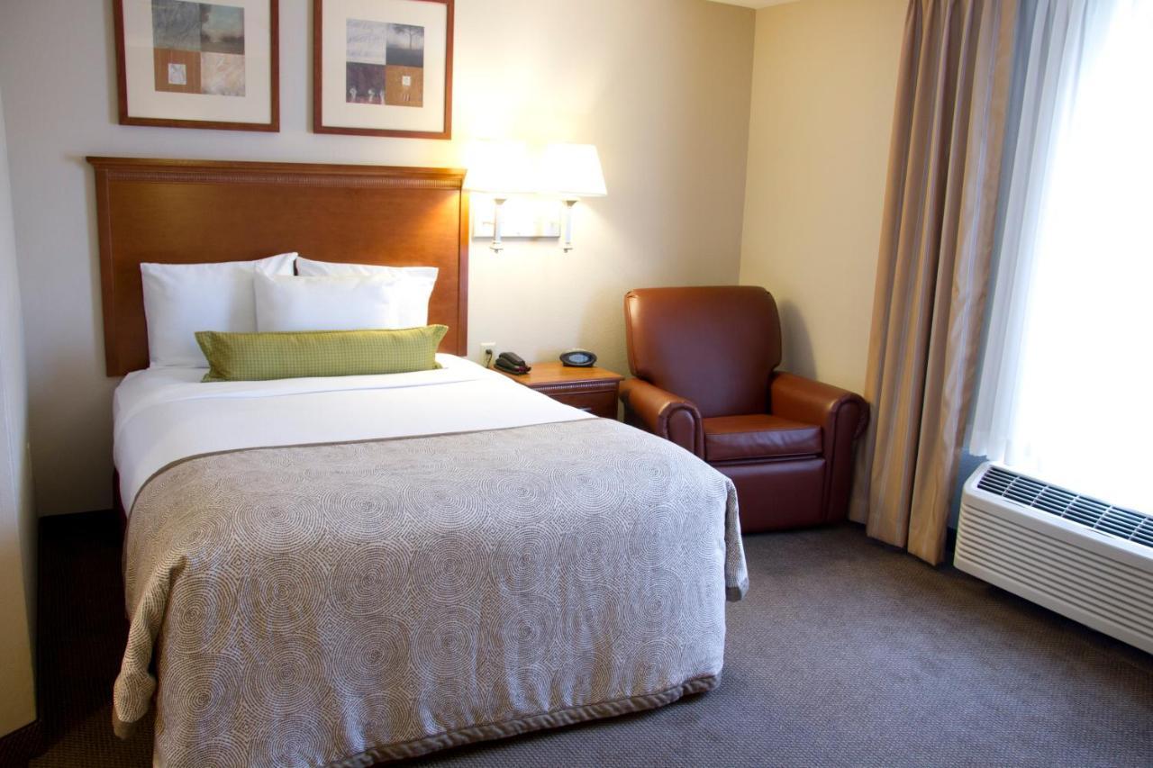 Candlewood Suites Champaign-Urbana University Area By Ihg Exterior foto